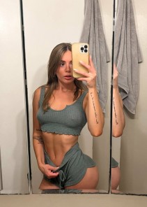 Фото проститутки Карина №3 в городе Москва